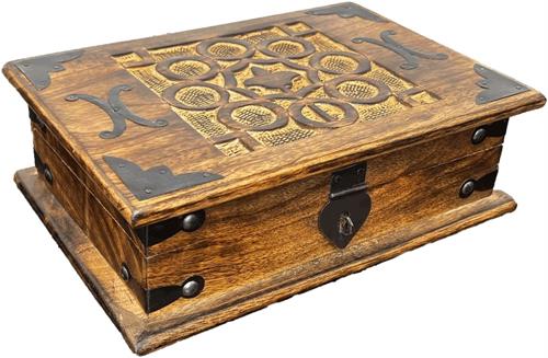 BOX15-wooden-box.jpg